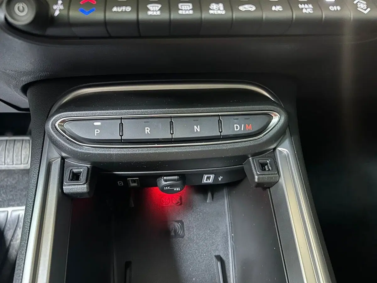Jeep Avenger nuova a Torino (20)