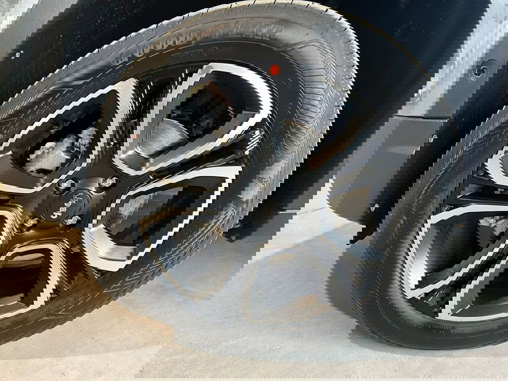 Jeep Avenger nuova a Torino (7)