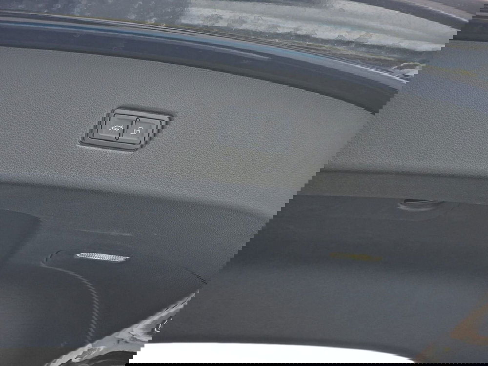 Audi Q5 Sportback usata a Bari (12)