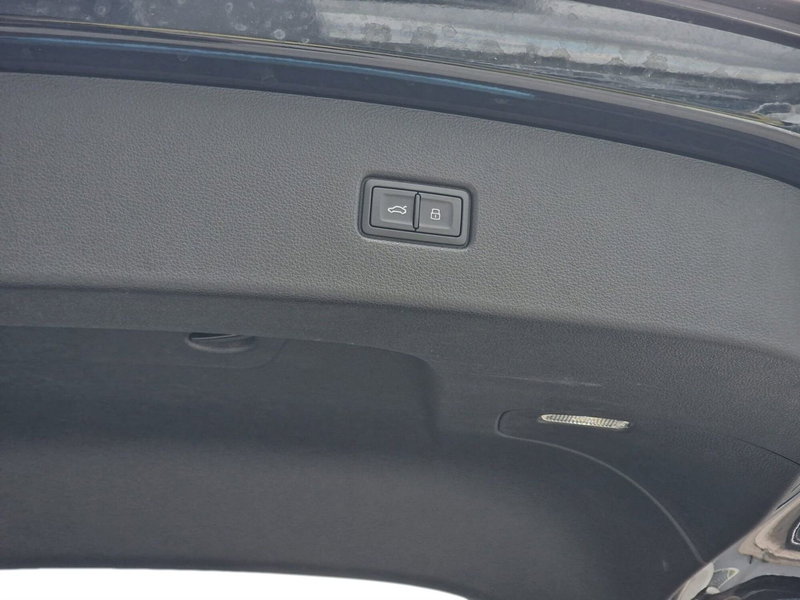 Audi Q5 Sportback usata a Bari (12)