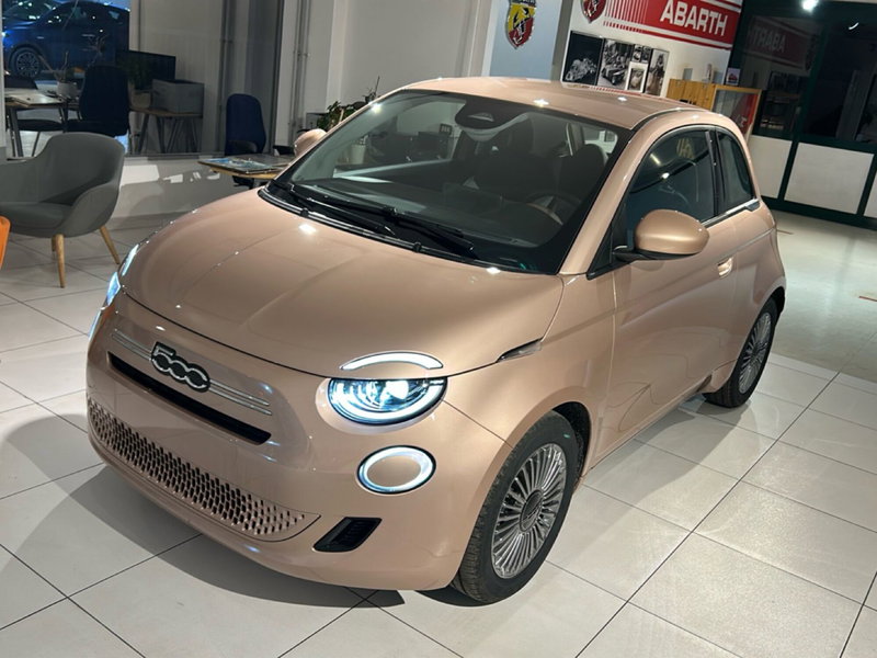 Fiat 500 nuova a Bergamo