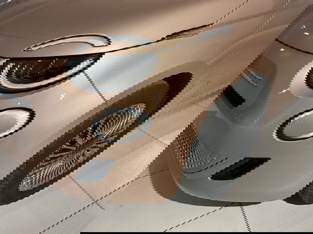 Fiat 500 nuova a Bergamo (12)