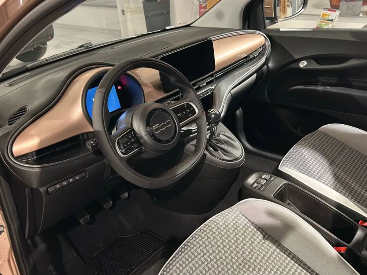 Fiat 500 nuova a Bergamo (7)