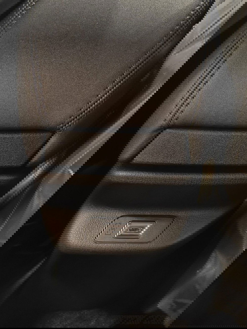 Alfa Romeo Junior nuova a Varese (16)