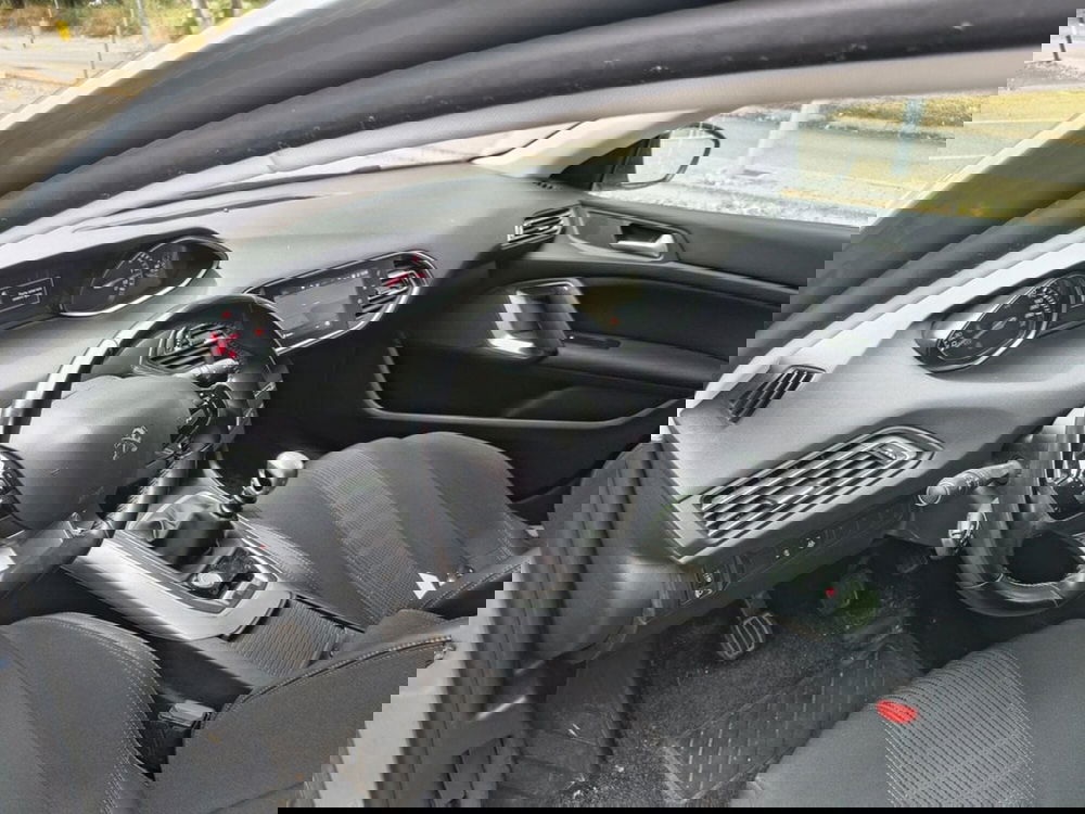 Peugeot 308 SW usata a Padova (10)