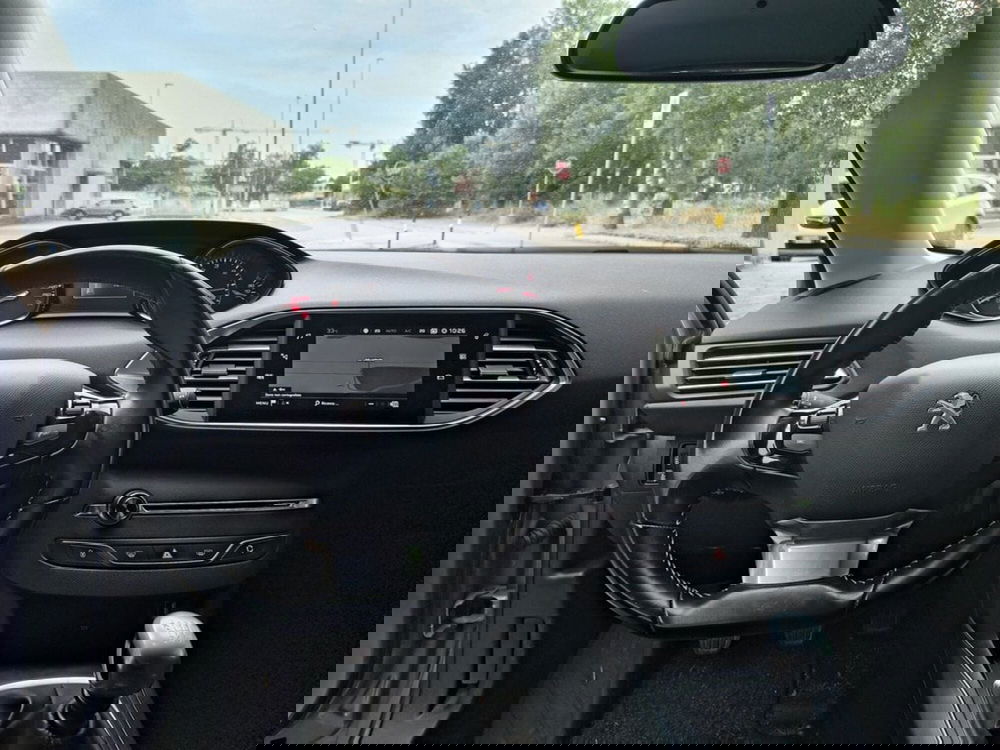 Peugeot 308 SW usata a Padova (11)