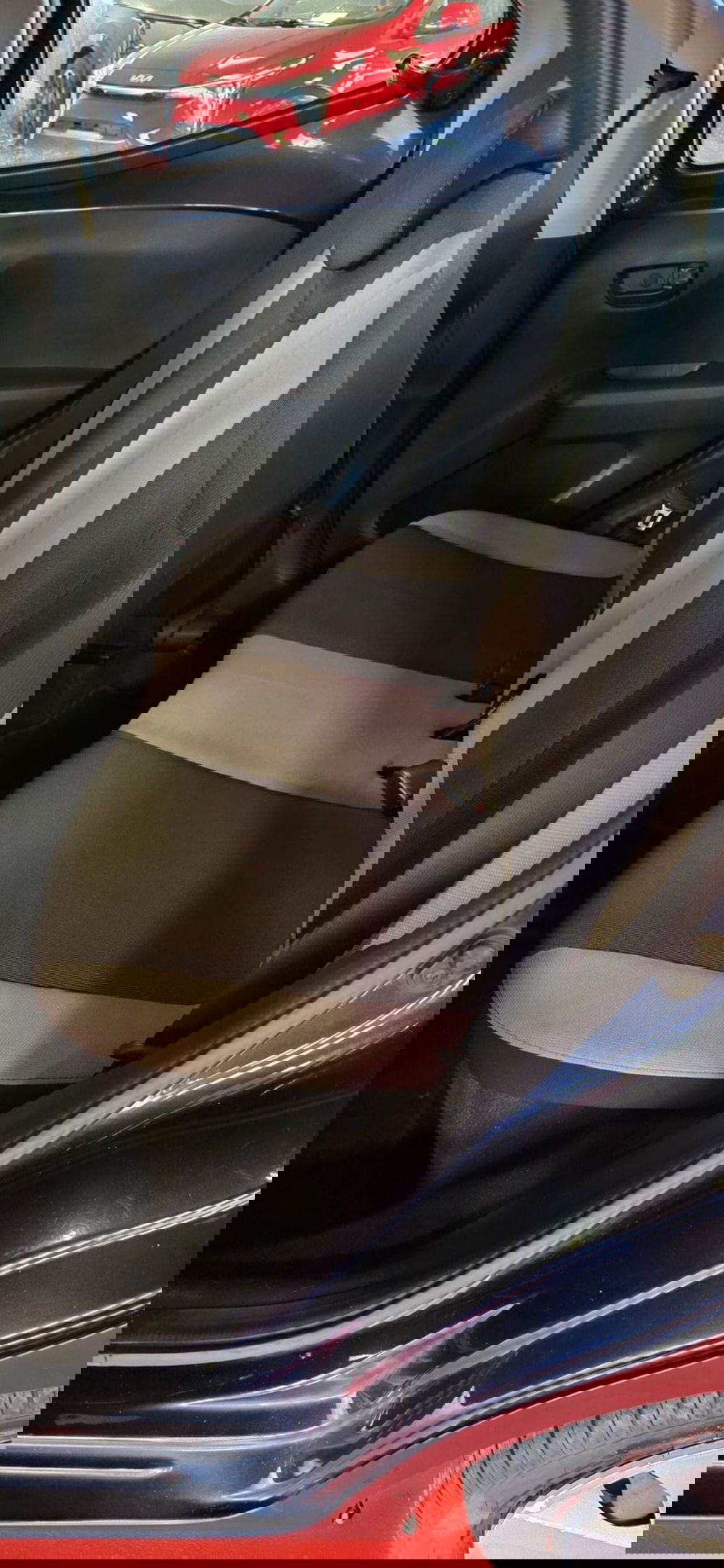 Toyota Aygo usata a Messina (7)