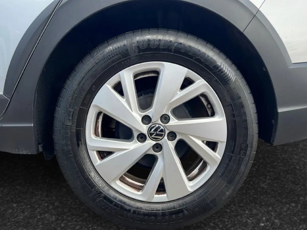 Volkswagen Taigo usata a Grosseto (7)