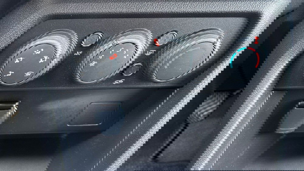 Dacia Jogger usata a Padova (13)