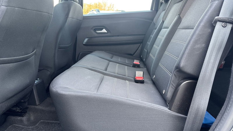 Dacia Jogger usata a Padova (19)