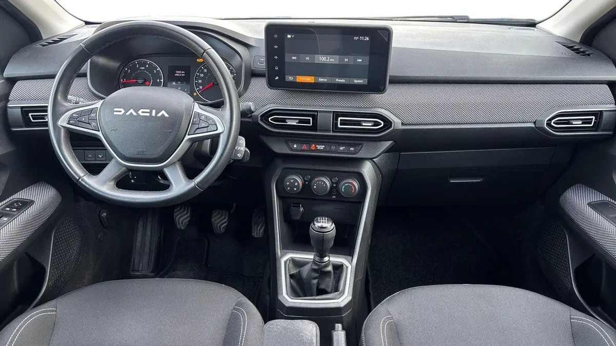 Dacia Jogger usata a Padova (8)