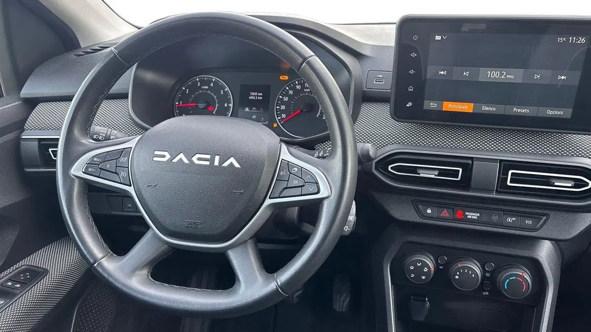 Dacia Jogger usata a Padova (9)