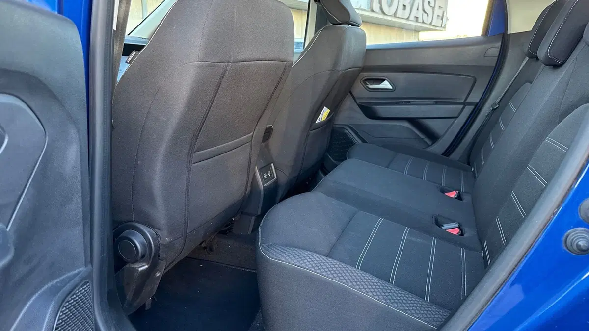 Dacia Duster usata a Padova (14)