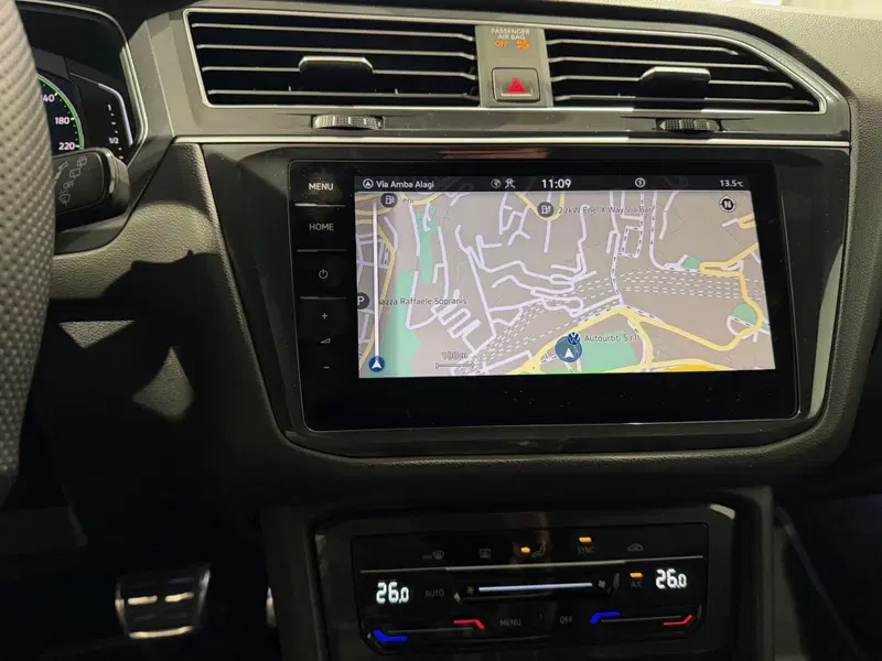 Volkswagen Tiguan usata a Genova (18)