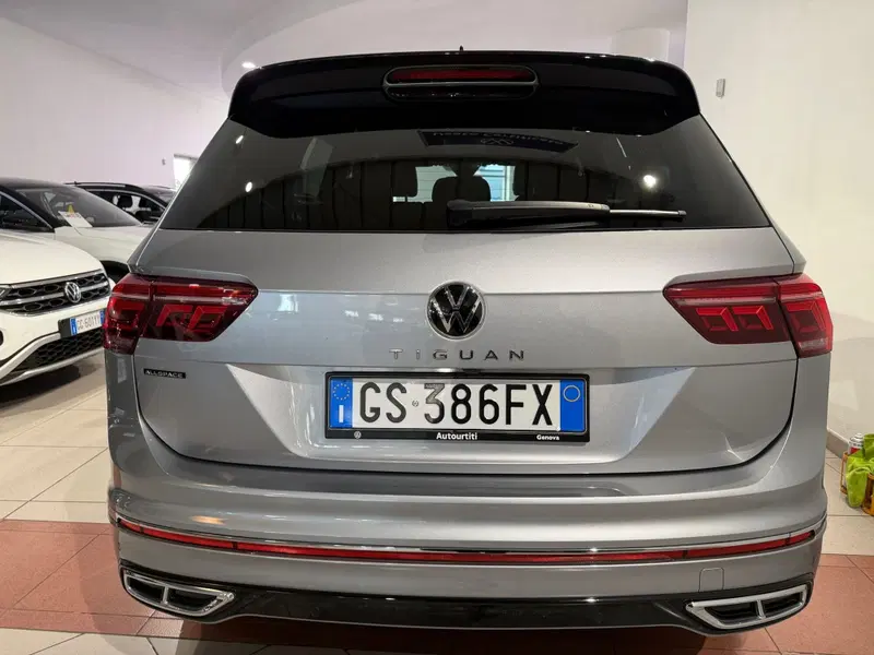 Volkswagen Tiguan usata a Genova (4)
