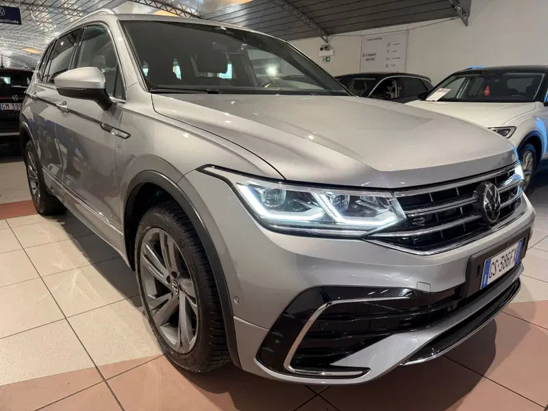Volkswagen Tiguan usata a Genova (6)