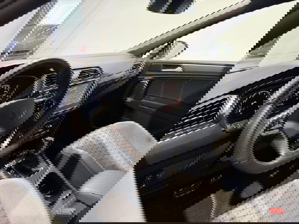 Volkswagen Tiguan usata a Genova (8)