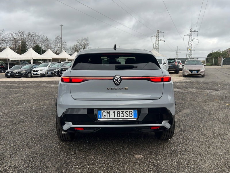 Renault Megane E-Tech Electric usata a Roma (4)