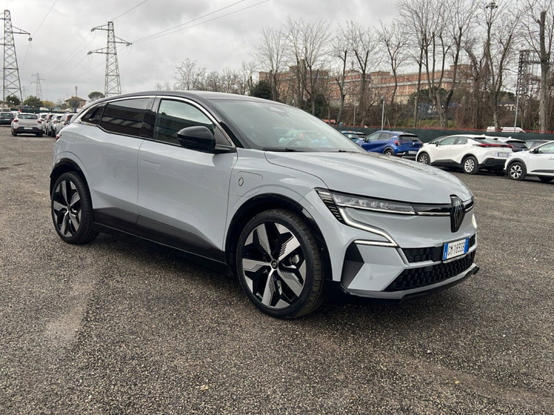 Renault Megane E-Tech Electric usata a Roma (7)