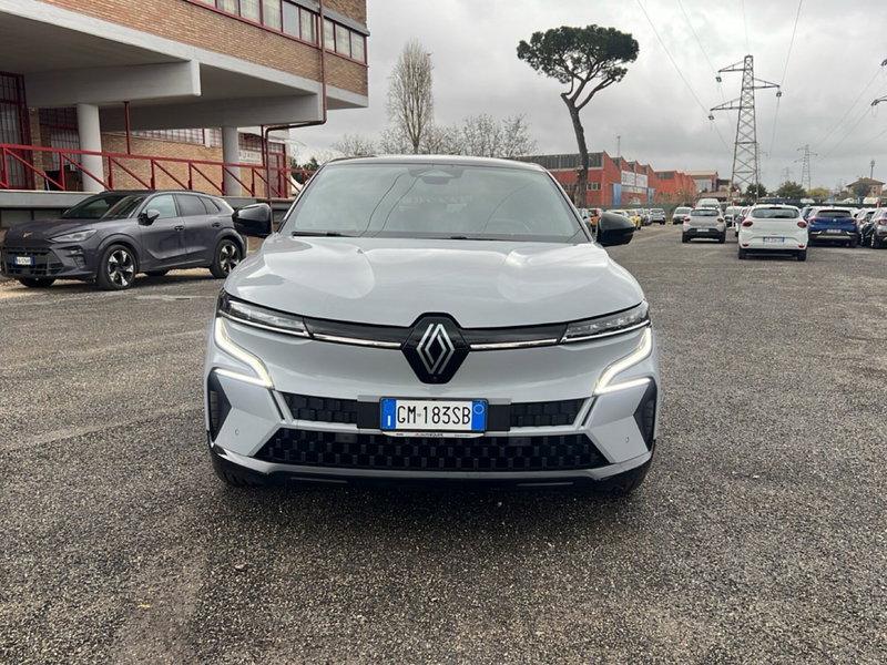 Renault Megane E-Tech Electric usata a Roma (8)