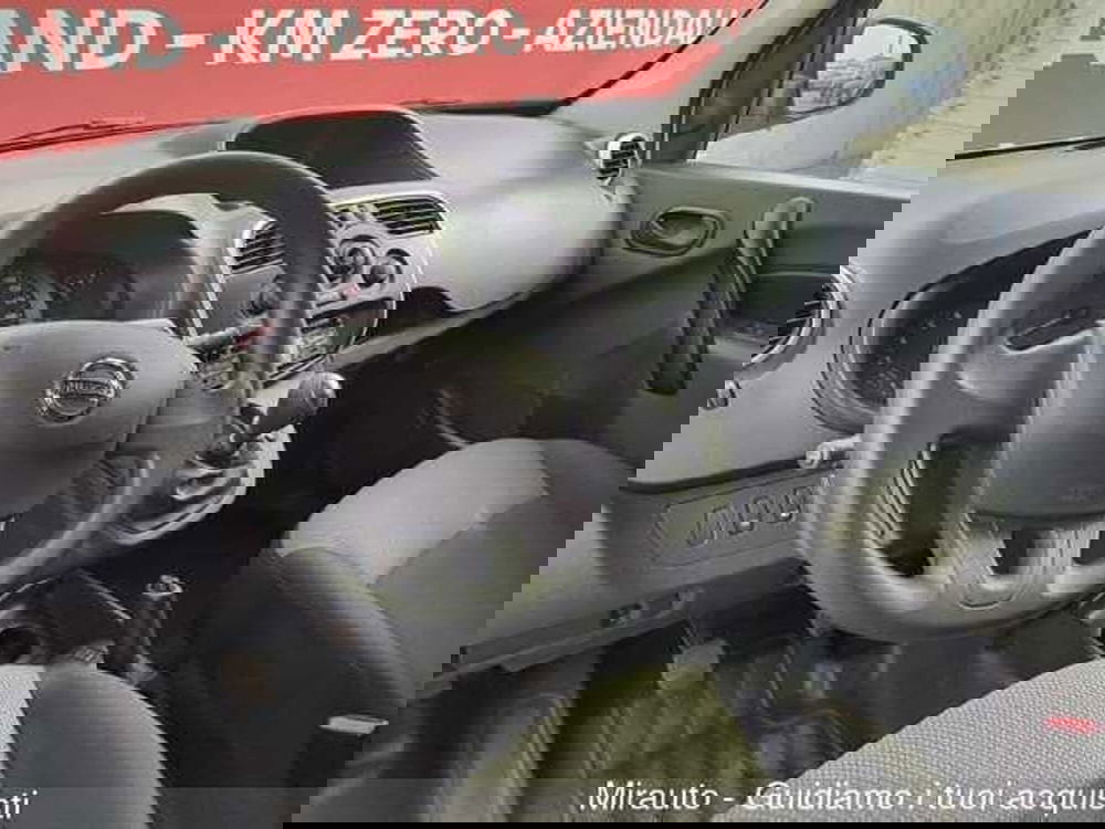 Nissan NV250 usata a Roma (13)