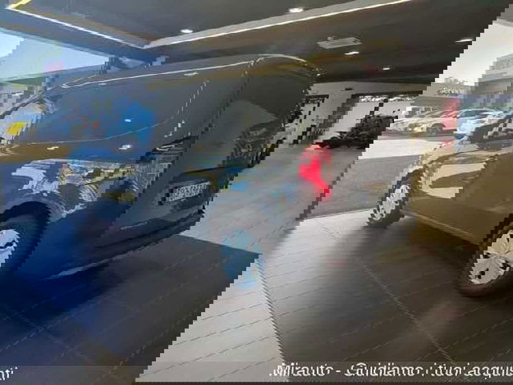 Nissan Townstar nuova a Roma (6)