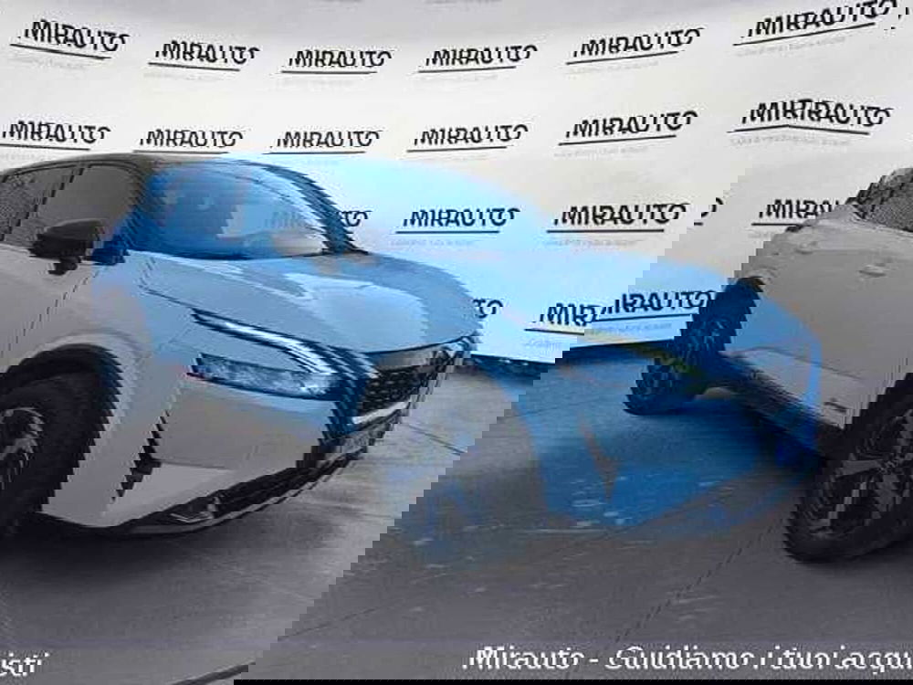 Nissan Qashqai usata a Roma