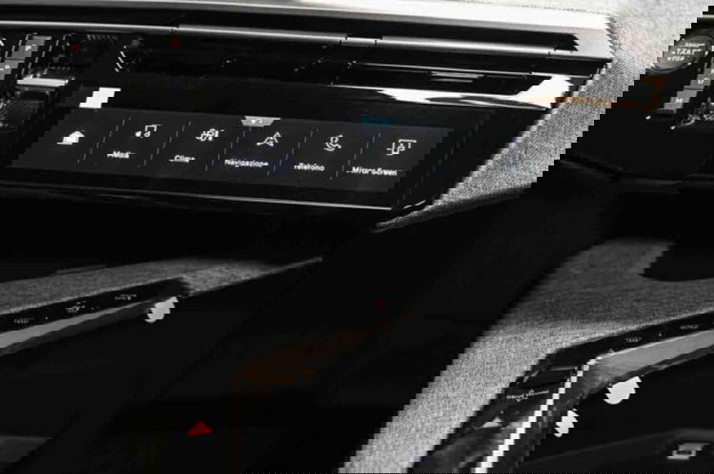 Peugeot 3008 nuova a Torino (17)