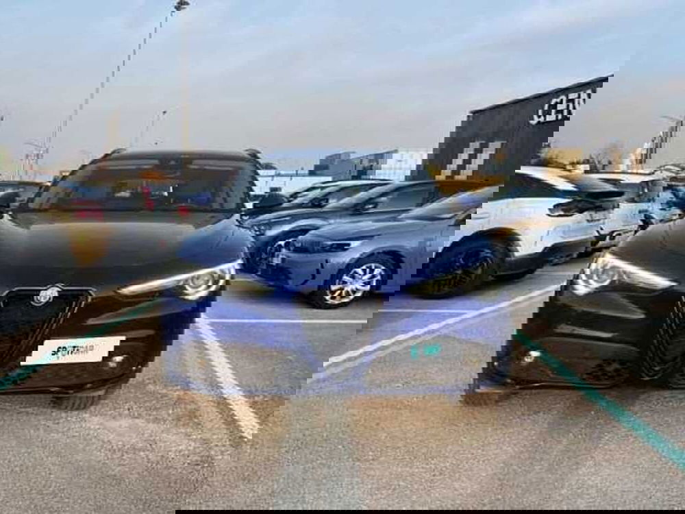 Alfa Romeo Stelvio usata a Ravenna (2)