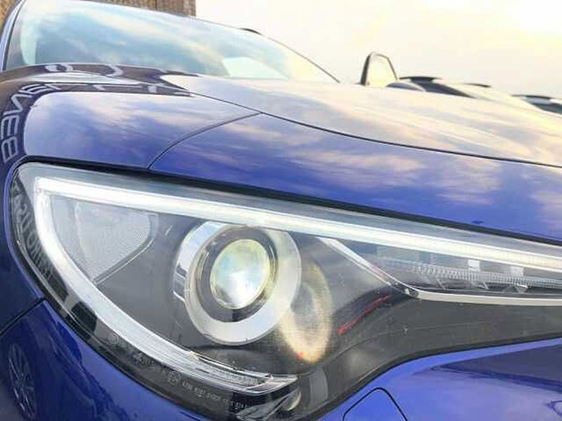 Alfa Romeo Stelvio usata a Ravenna (8)