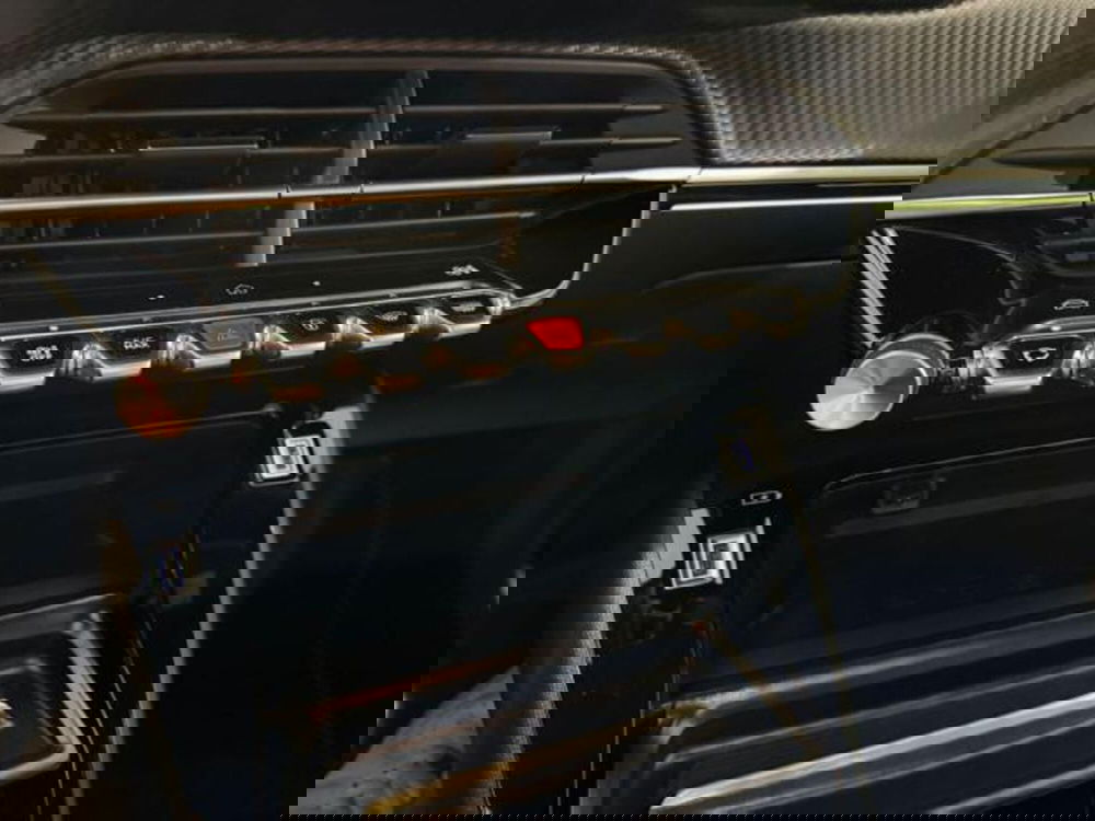 Peugeot 2008 usata a Salerno (17)