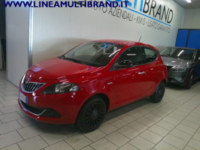 Lancia Ypsilon 1.0 FireFly 5 porte S&amp;S Hybrid Ecochic Silver del 2022 usata a Piacenza