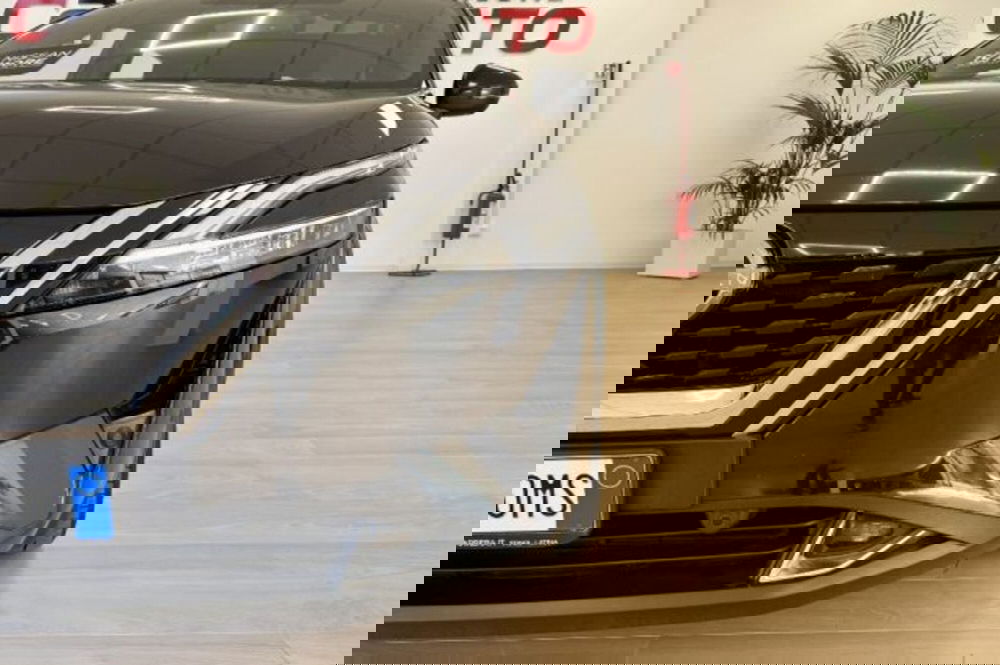 Nissan Qashqai usata a Latina (12)