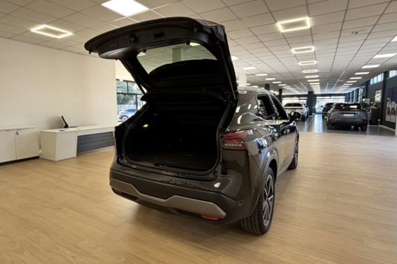 Nissan Qashqai usata a Latina (7)