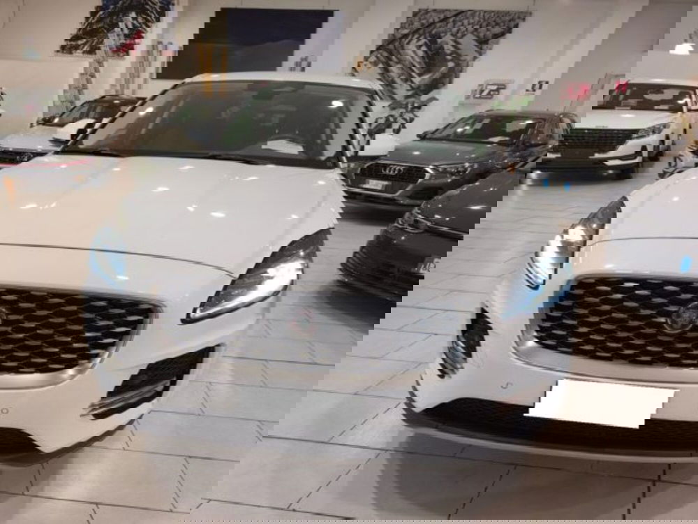 Jaguar E-Pace usata a Firenze (2)