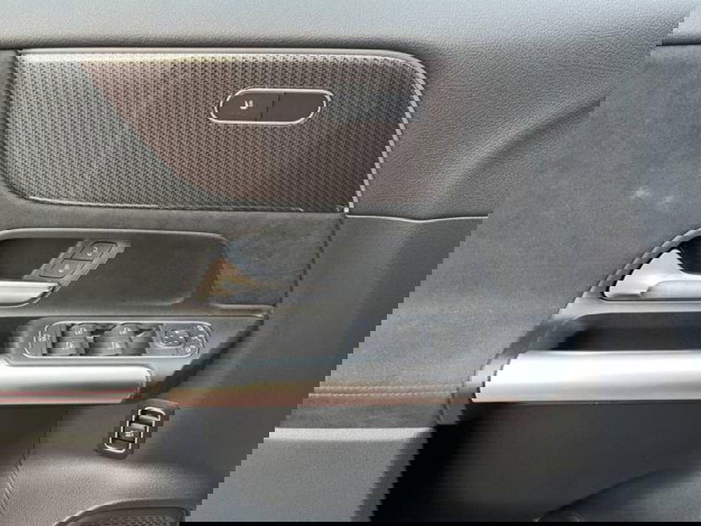 Mercedes-Benz GLA SUV usata a Milano (11)