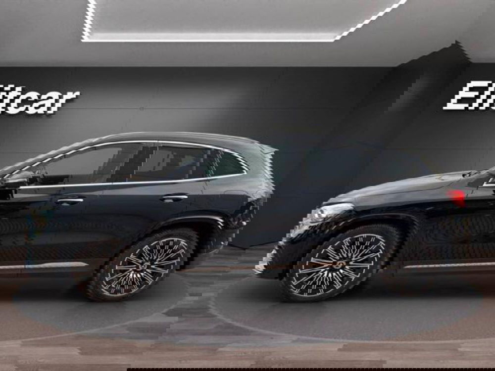 Mercedes-Benz GLA SUV usata a Milano (2)