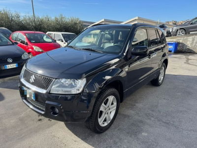 Suzuki Grand Vitara 1.9 DDiS 5 porte Executive del 2007 usata a Recanati