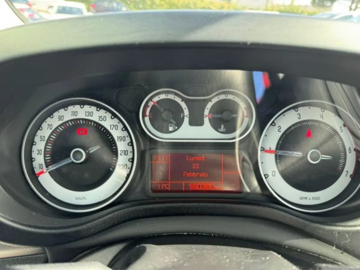 Fiat 500L usata a Macerata (7)