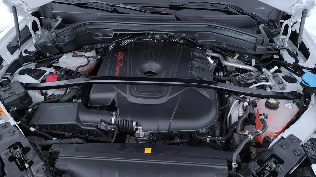 Alfa Romeo Stelvio usata a Perugia (12)