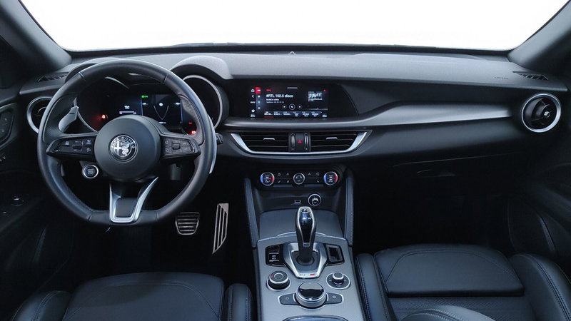 Alfa Romeo Stelvio usata a Perugia (18)