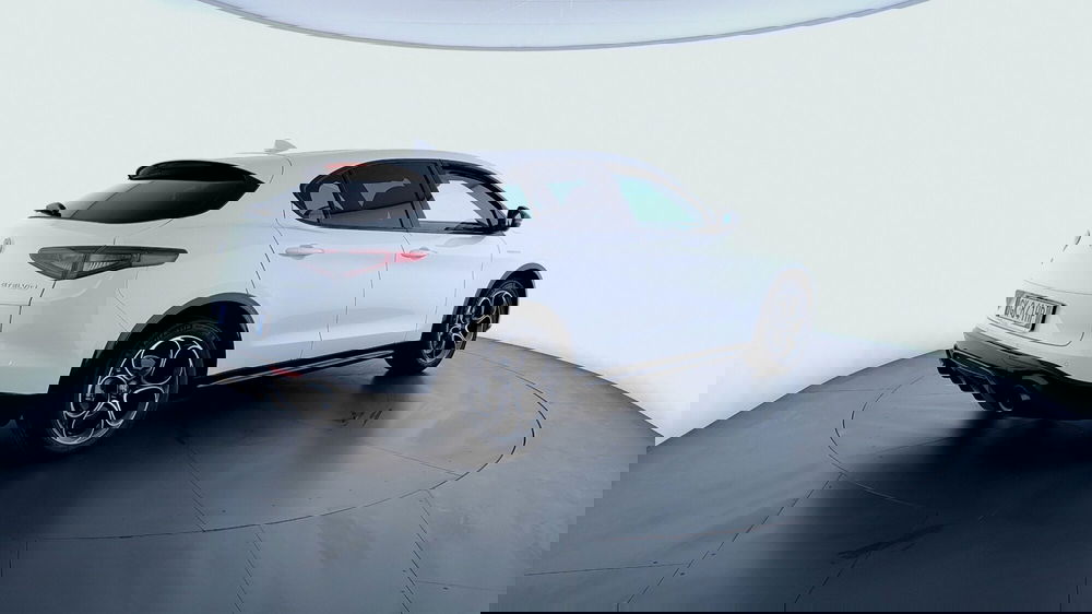 Alfa Romeo Stelvio usata a Perugia (5)