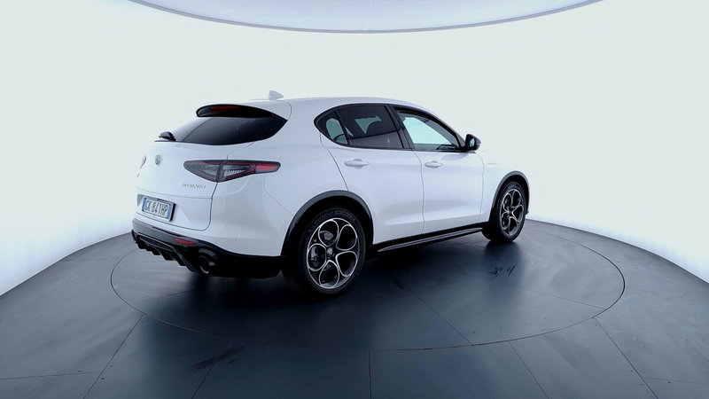 Alfa Romeo Stelvio usata a Perugia (5)