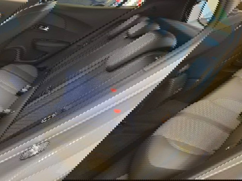 Peugeot 2008 nuova a Vicenza (9)