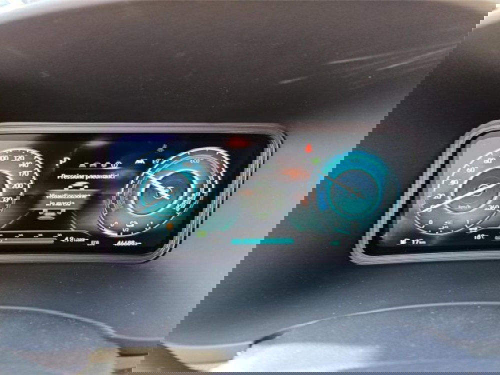 Hyundai Kona usata a Bari (16)