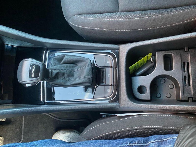 Skoda Karoq usata a Torino (12)