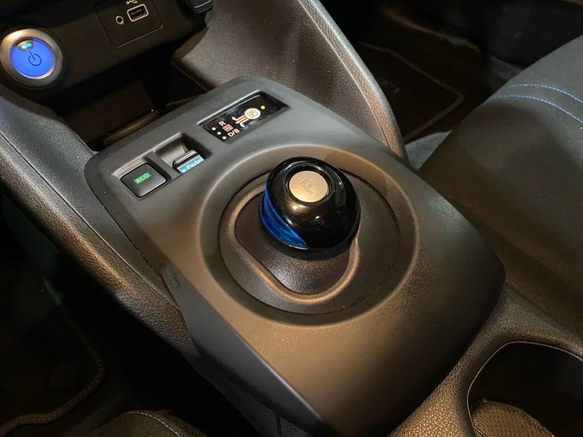 Nissan Leaf usata a Torino (12)