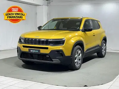 Jeep Avenger 1.2 turbo Altitude fwd 100cv del 2023 usata a Montagna in Valtellina