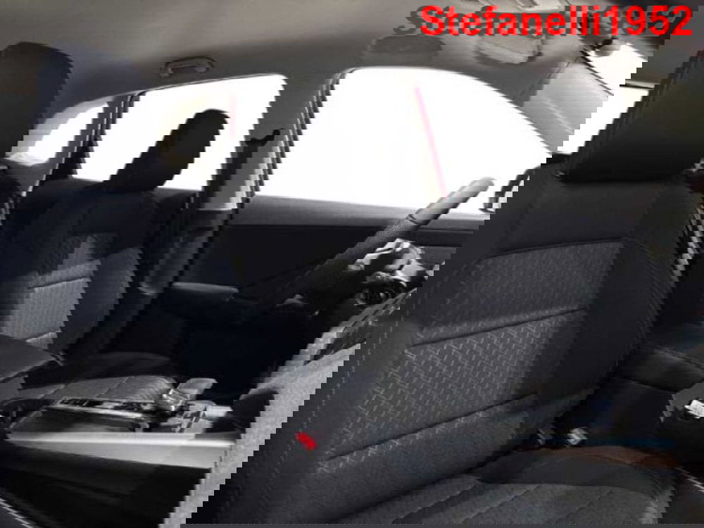 Mg ZS EV nuova a Bologna (16)