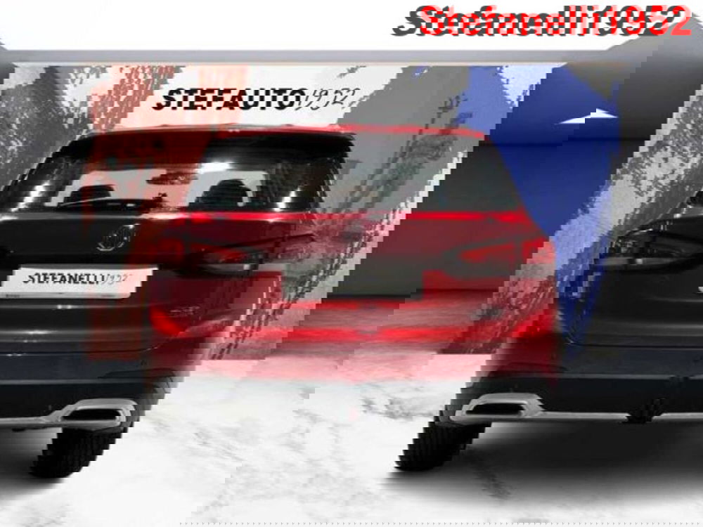 Mg ZS EV nuova a Bologna (6)